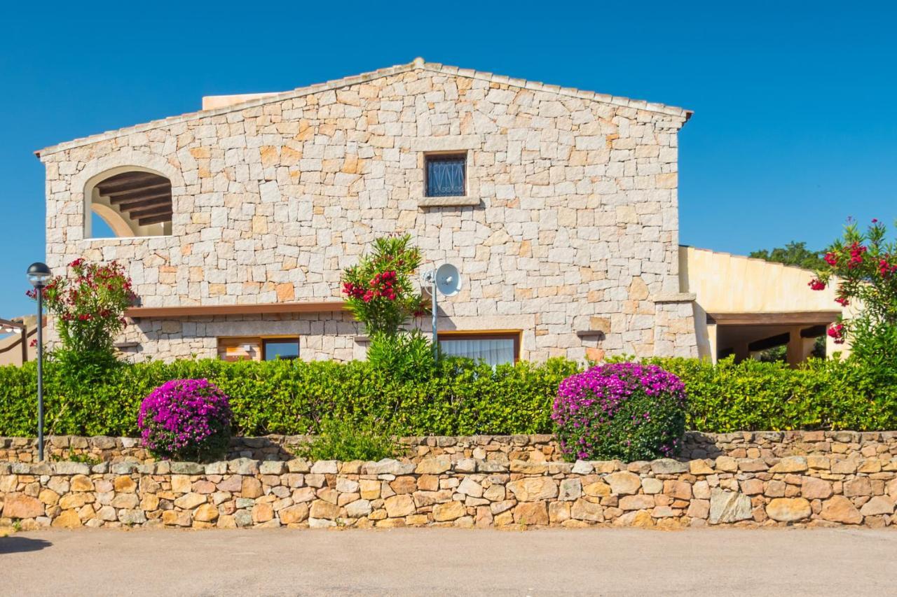 Relais Del Borgo- Domo Hotel Porto San Paolo  Ngoại thất bức ảnh