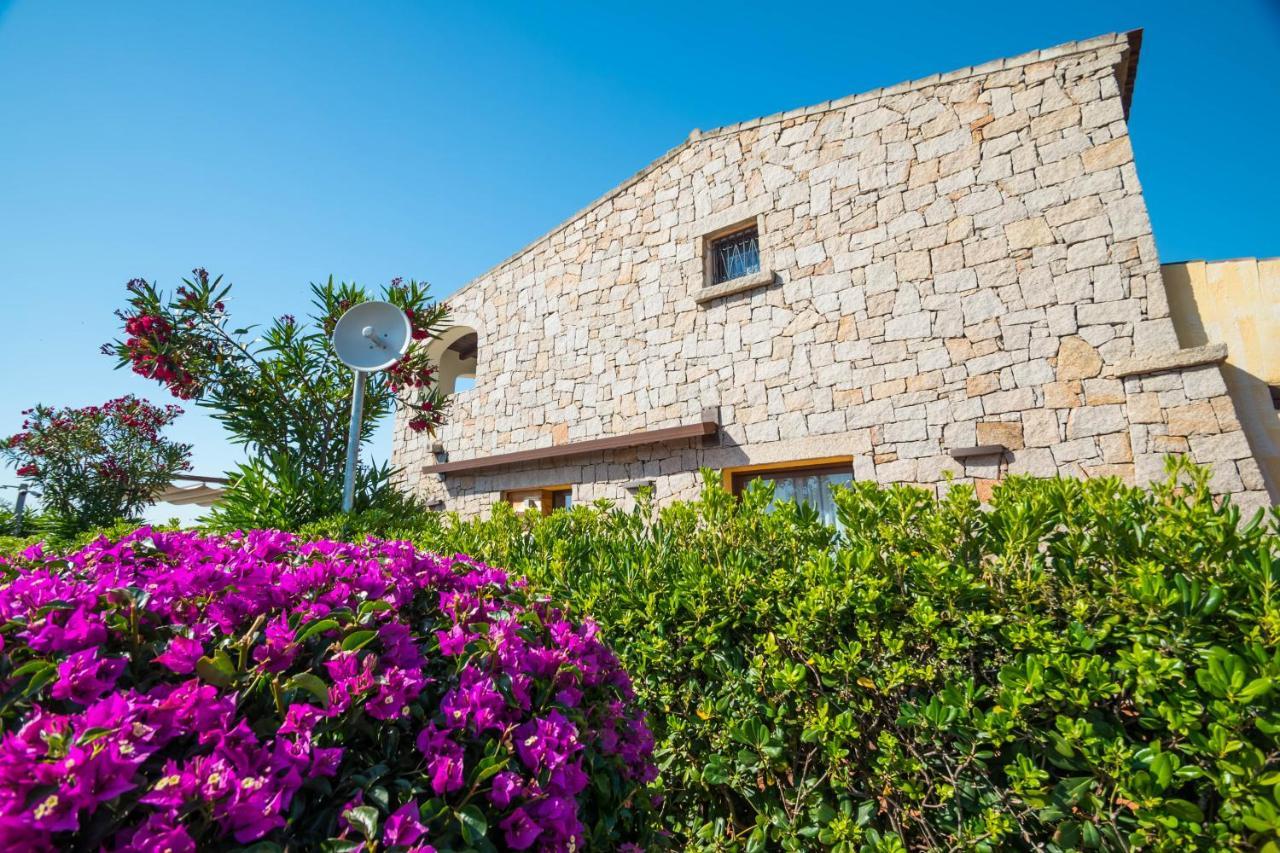 Relais Del Borgo- Domo Hotel Porto San Paolo  Ngoại thất bức ảnh