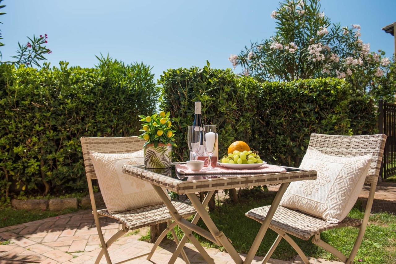 Relais Del Borgo- Domo Hotel Porto San Paolo  Ngoại thất bức ảnh