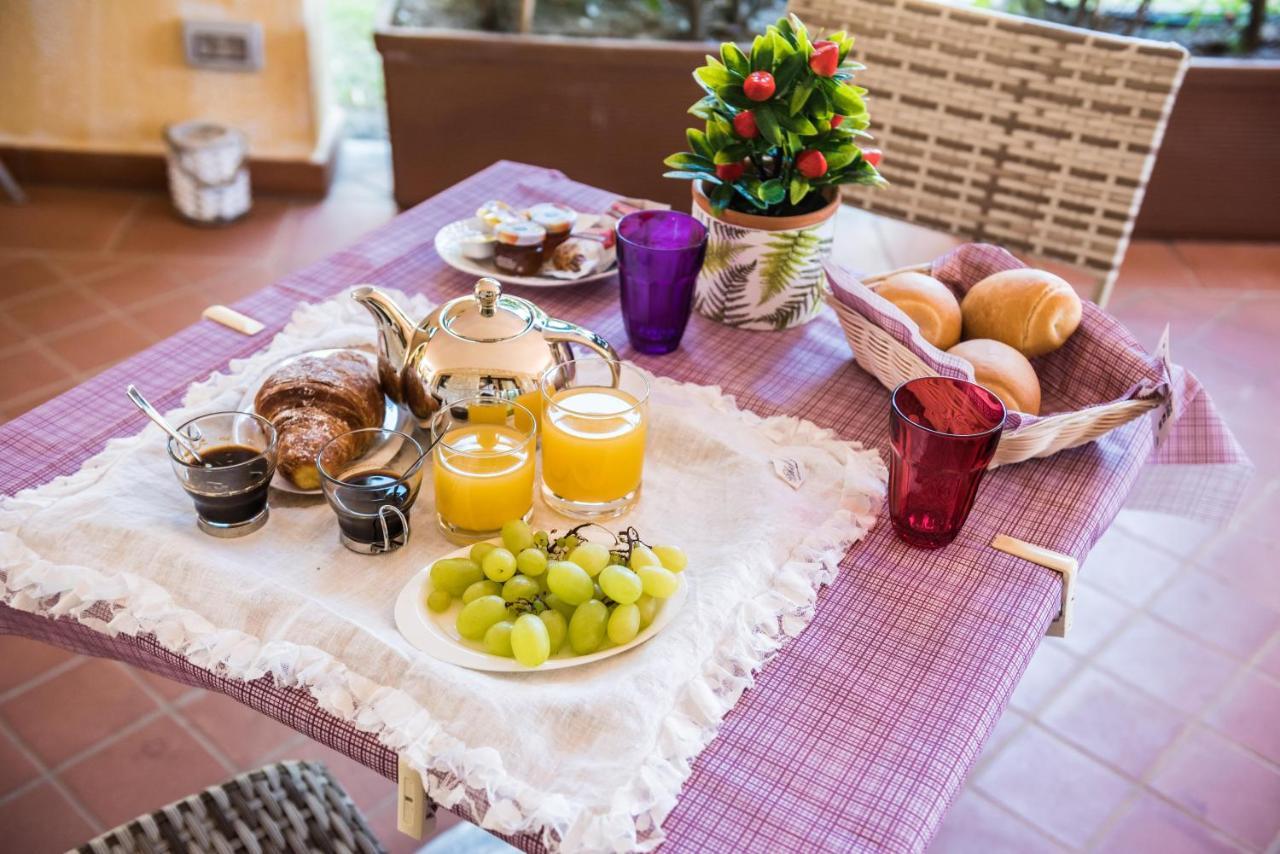 Relais Del Borgo- Domo Hotel Porto San Paolo  Ngoại thất bức ảnh