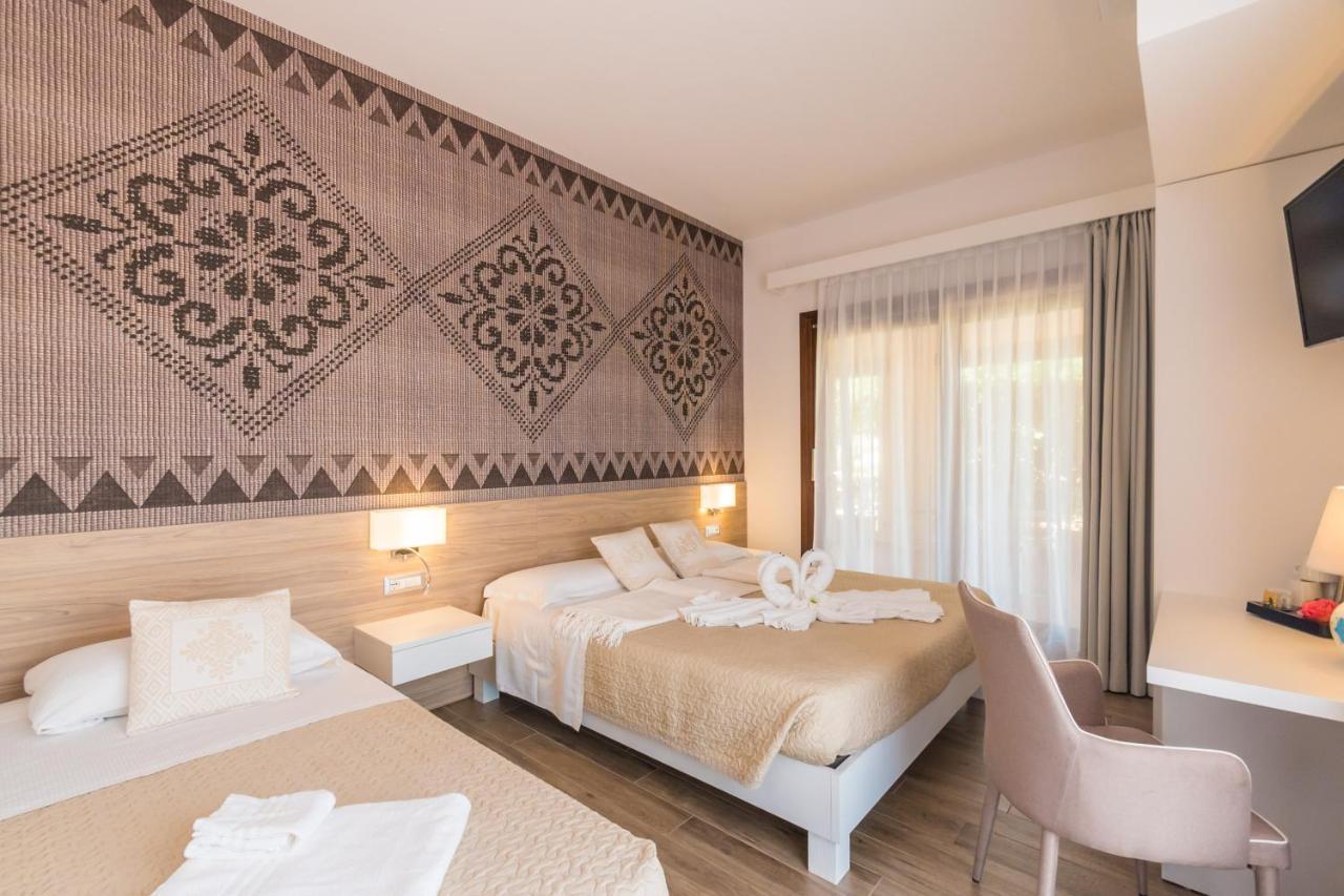 Relais Del Borgo- Domo Hotel Porto San Paolo  Ngoại thất bức ảnh